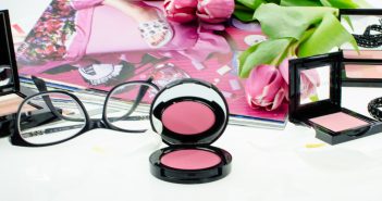 MAKEUP TREND BLUSH & GLOW MIT BOBBI BROWN Bobbi Brown POT ROUGE FOR LIPS & CHEEKS, BRIGHTENING & SHIMMER BRICK, & BLUSH